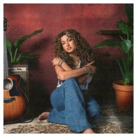 Tory Kelly - God Really Must Love Me