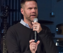 Mark Stuart